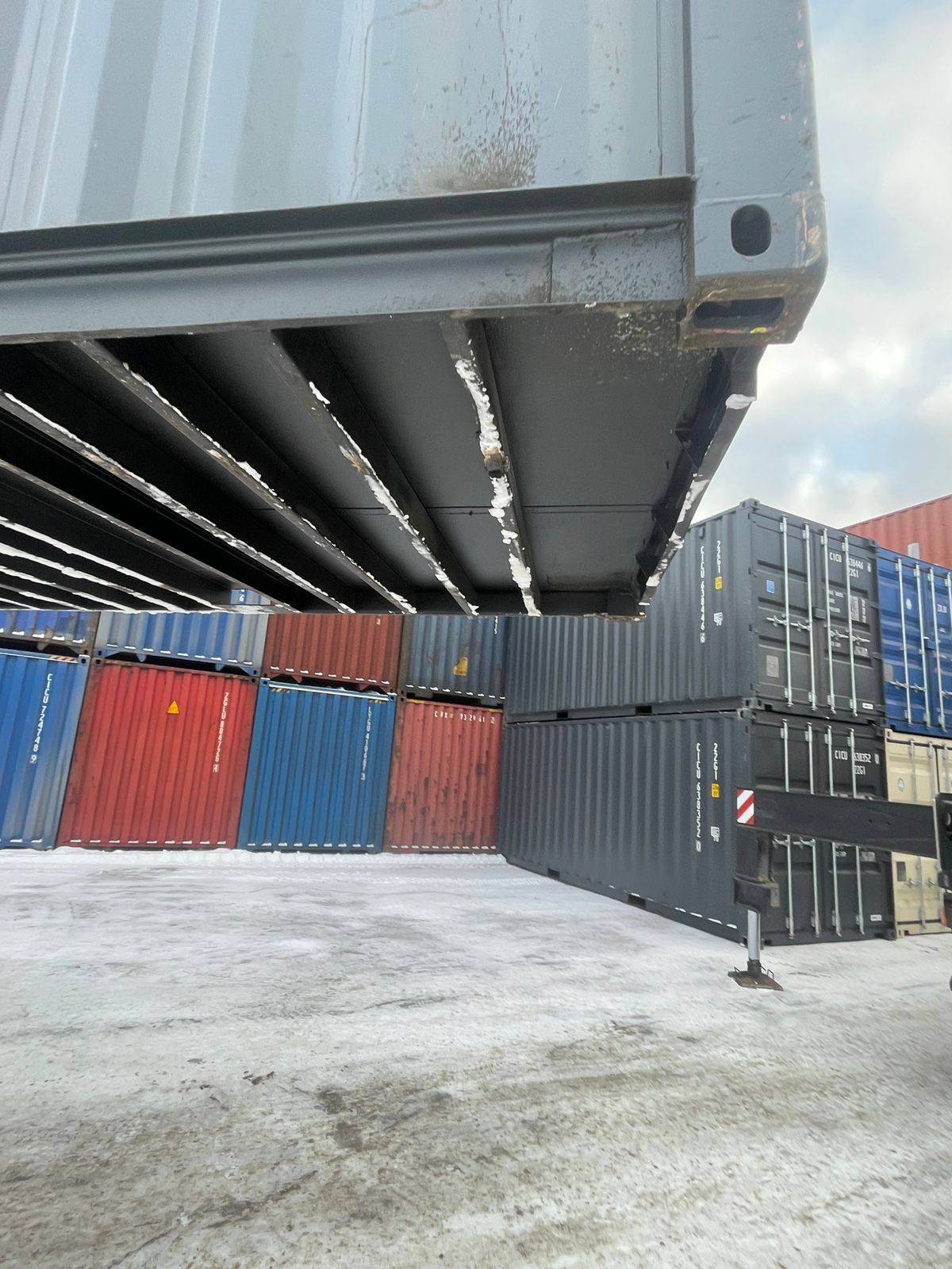 Морской контейнер CICU6383813